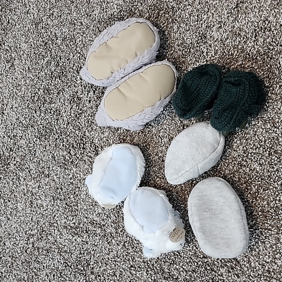 Lot of Booties Gently Used - Picture 4 of 4